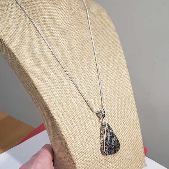 Eudialyte necklace, 925 silver eudialyte long pendant necklace - Picture 5 of 13